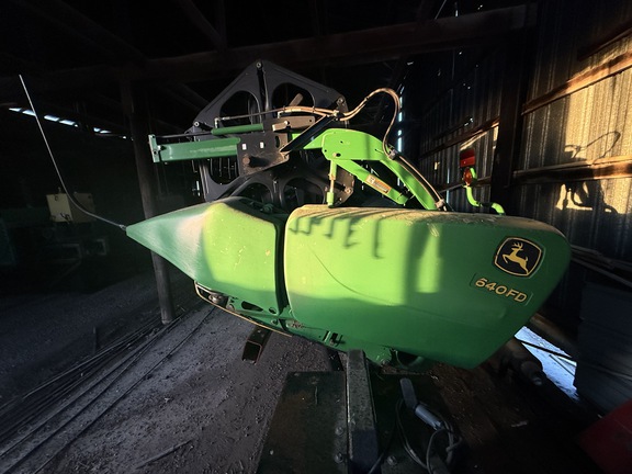 2014 John Deere 640FD Header Combine