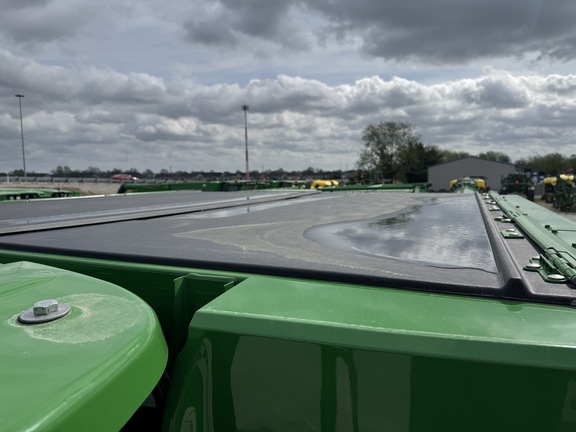 2025 John Deere S7 800 Combine