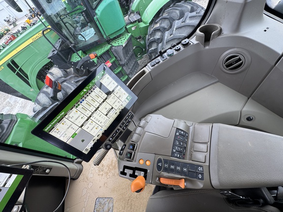 2024 John Deere 9R 440 Tractor 4WD