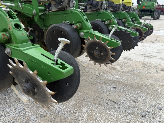 2017 John Deere 1795 Planter