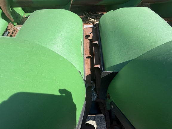 2016 John Deere 612C Header Corn Head