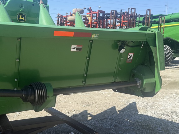 2016 John Deere 612C Header Corn Head