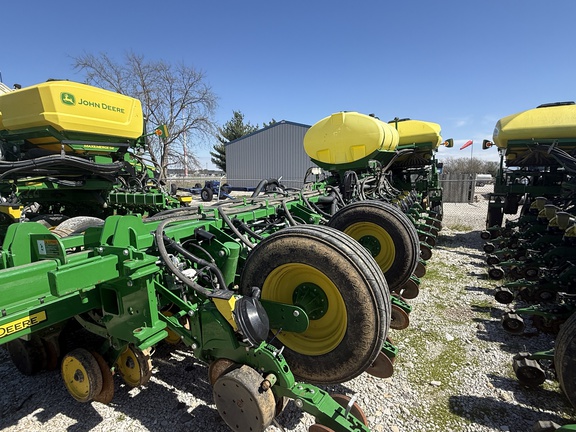 2019 John Deere 1775NT Planter