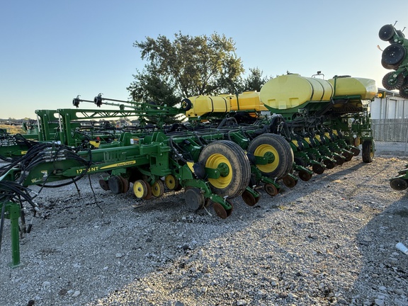 2019 John Deere 1775NT Planter