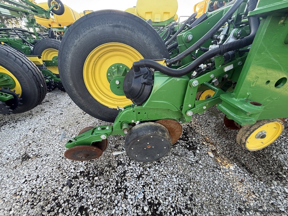 2019 John Deere 1775NT Planter