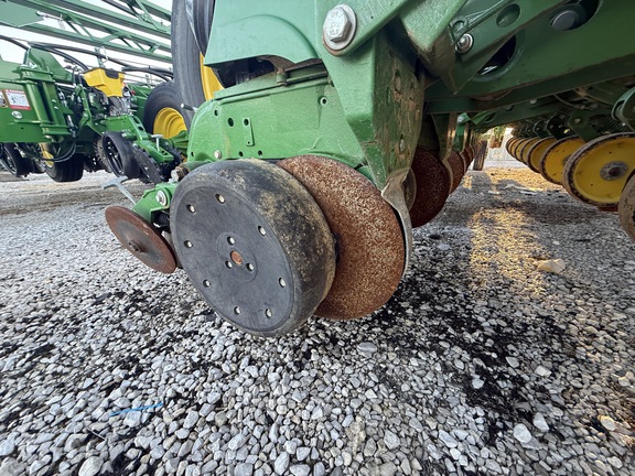 2019 John Deere 1775NT Planter