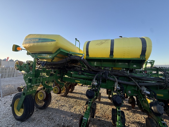 2019 John Deere 1775NT Planter