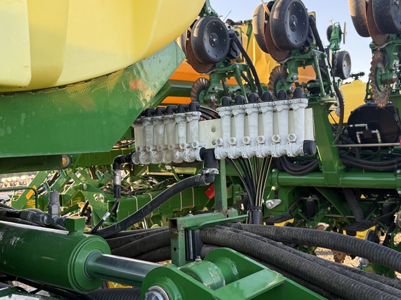 2019 John Deere 1775NT Planter