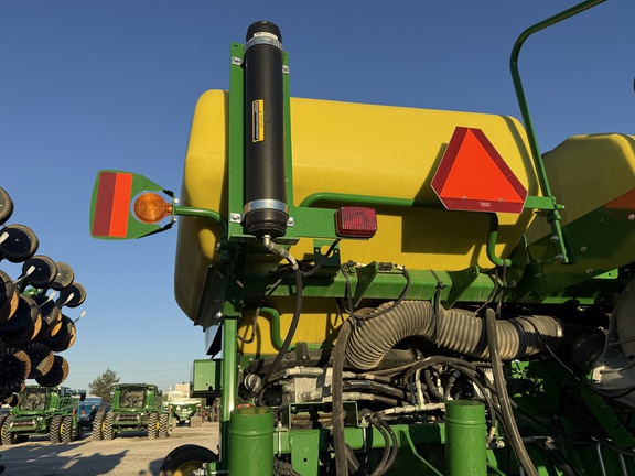 2019 John Deere 1775NT Planter