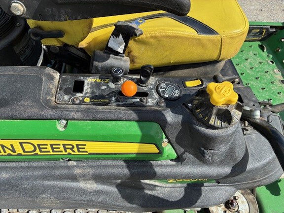 2022 John Deere Z960M Mower/Zero Turn