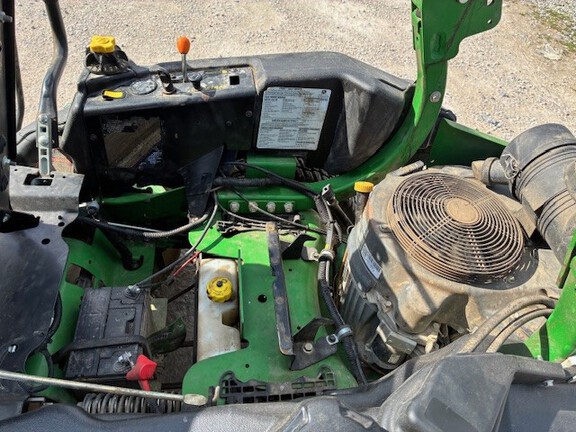 2022 John Deere Z960M Mower/Zero Turn