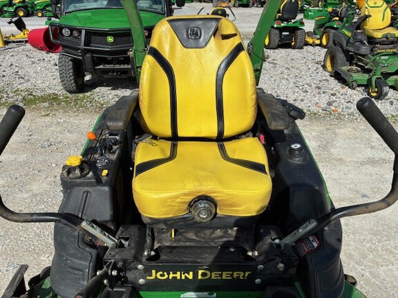 2022 John Deere Z960M Mower/Zero Turn