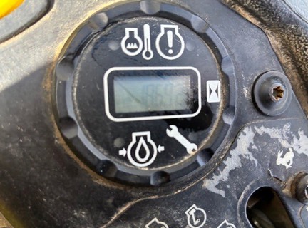 2022 John Deere Z960M Mower/Zero Turn