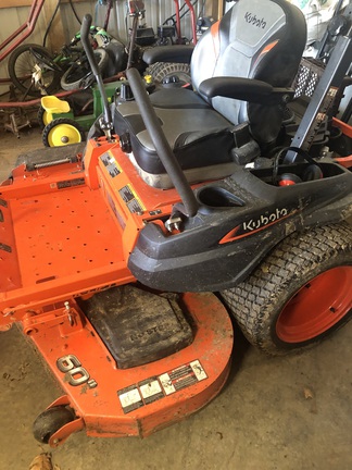 2020 Kubota Z422KWT Mower/Zero Turn