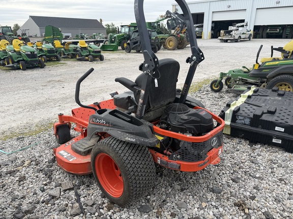 2022 Kubota Z422KWT Mower/Zero Turn
