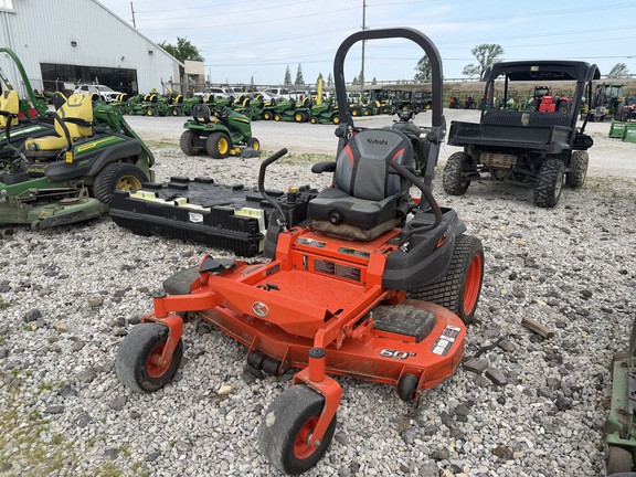 2022 Kubota Z422KWT Mower/Zero Turn