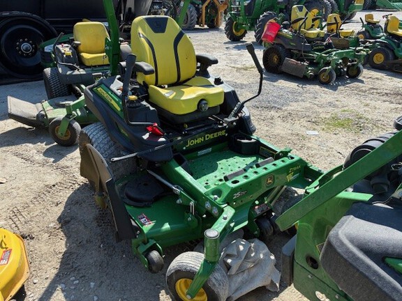 2022 John Deere Z970R Mower/Zero Turn