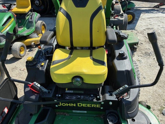 2022 John Deere Z970R Mower/Zero Turn