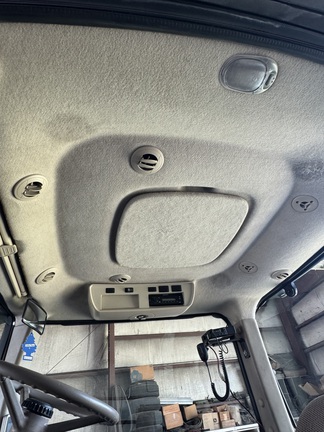 2013 John Deere 8360R Tractor