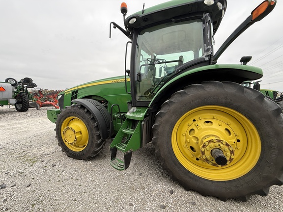 2013 John Deere 8360R Tractor