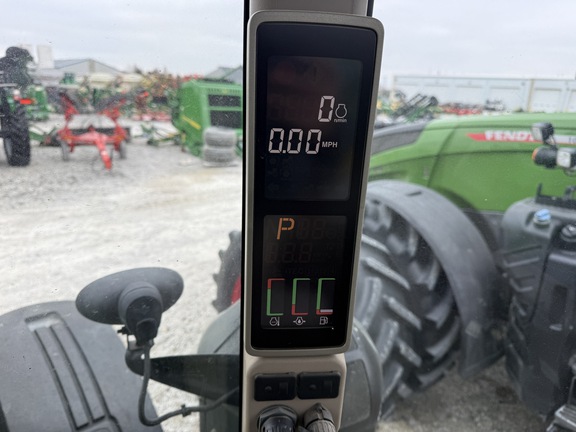 2013 John Deere 8360R Tractor