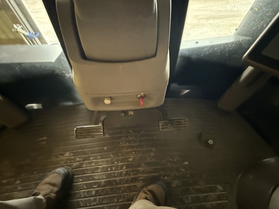 2014 John Deere 9510R Tractor 4WD