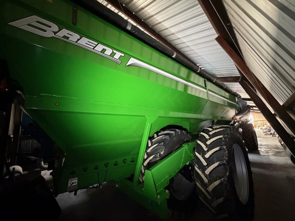 2019 Brent 1196 Grain Cart