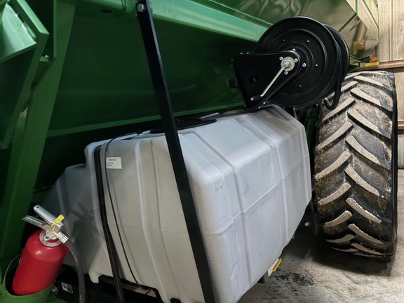 2019 Brent 1196 Grain Cart