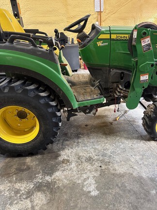 2024 John Deere 2032R Tractor Compact