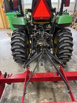 2024 John Deere 2032R Tractor Compact