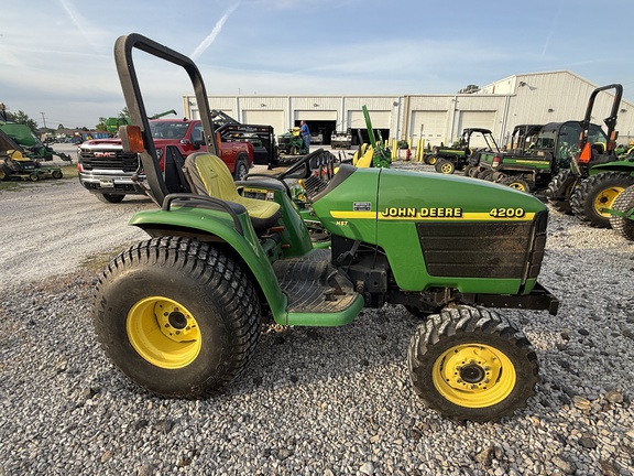 1999 John Deere 4200 Tractor Compact