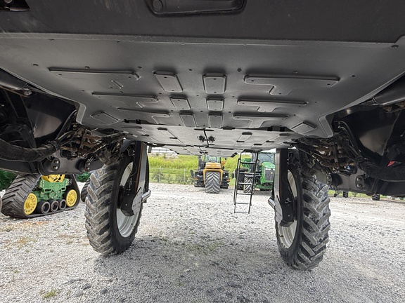 2021 Miller Pro Nitro 7310 Sprayer/High Clearance