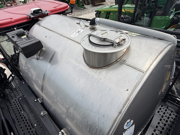 2021 Miller Pro Nitro 7310 Sprayer/High Clearance