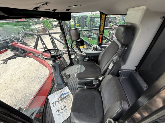 2021 Miller Pro Nitro 7310 Sprayer/High Clearance