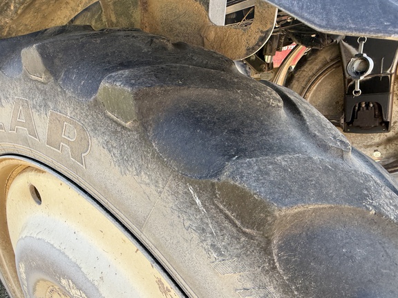 2014 New Holland SP.240F Sprayer/High Clearance