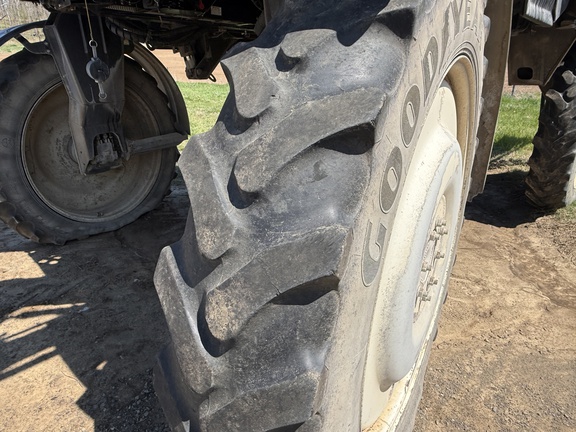 2014 New Holland SP.240F Sprayer/High Clearance
