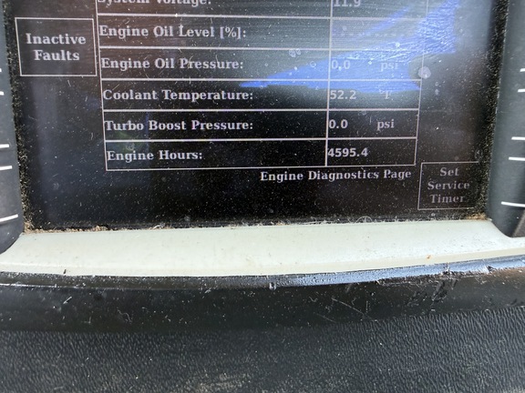 2014 New Holland SP.240F Sprayer/High Clearance