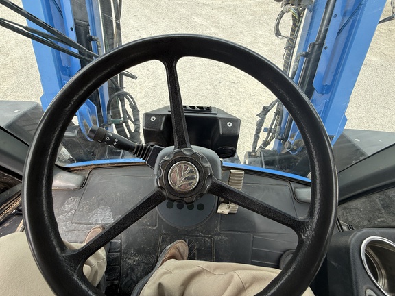2014 New Holland SP.240F Sprayer/High Clearance