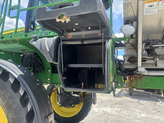 2018 John Deere R4030 Sprayer/High Clearance