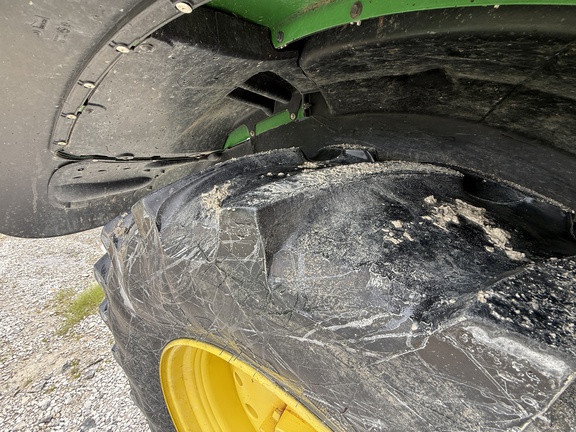2013 John Deere 6125R Tractor