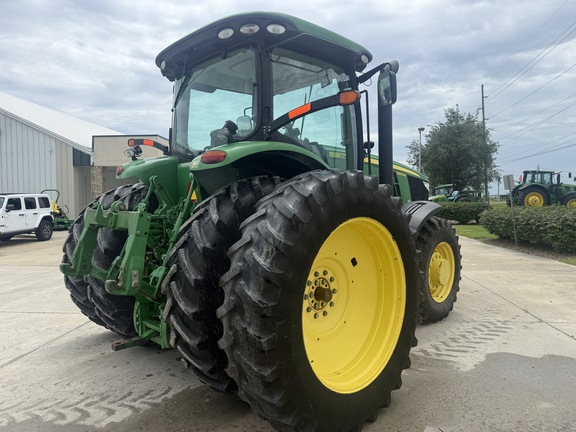 2013 John Deere 7200R Tractor