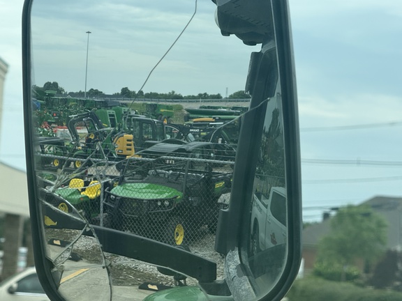 2013 John Deere 7200R Tractor