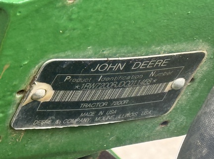 2013 John Deere 7200R Tractor