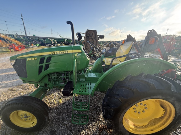 2021 John Deere 5045E Tractor