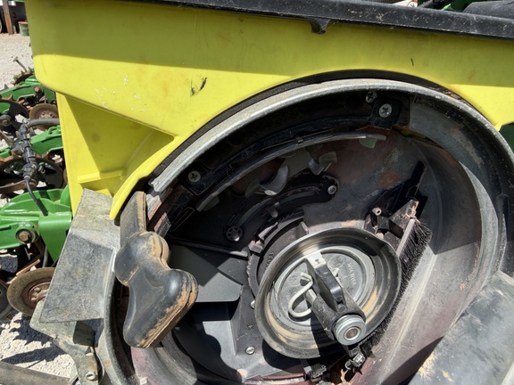 2017 John Deere 1775NT Planter