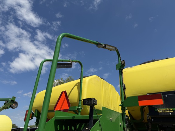2017 John Deere 1775NT Planter