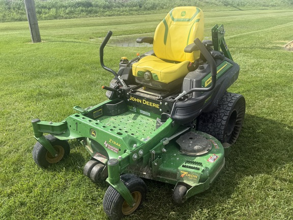 2023 John Deere Z930M Mower/Zero Turn