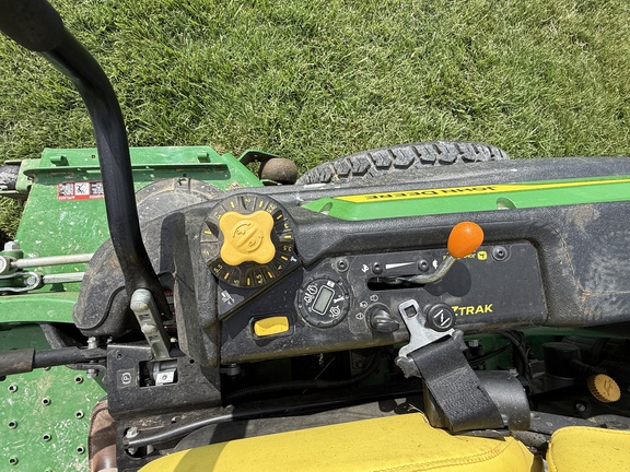 2023 John Deere Z930M Mower/Zero Turn