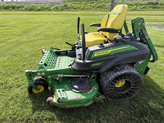 2023 John Deere Z930M Mower/Zero Turn