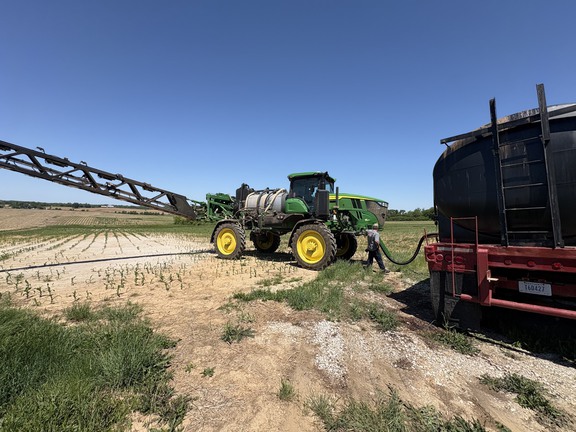 2024 John Deere 410R Sprayer/High Clearance